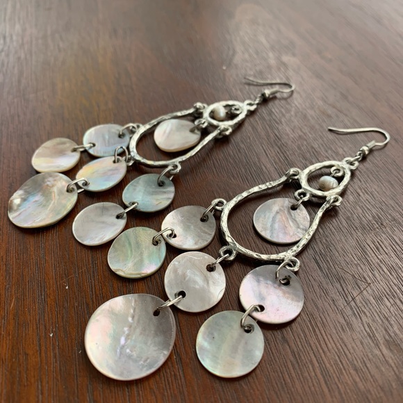 Shell Dangle Earrings - Picture 4 of 4